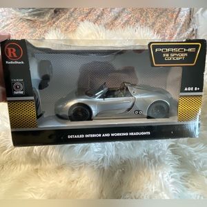 Radio Shack NIB 1:16 Scale Porsche 918 Spyder Concept Brand Radio Control Car
